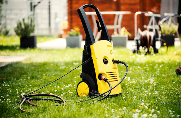 Best Gutter Cleaning  in Anacoco, LA